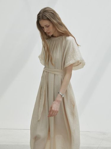 Marie Puff Maxi dress Pink Beige - MOMET - Modalova