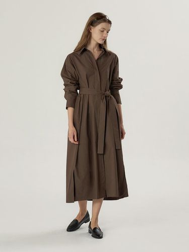 Belt shirt Maxi dress brown - MOMET - Modalova