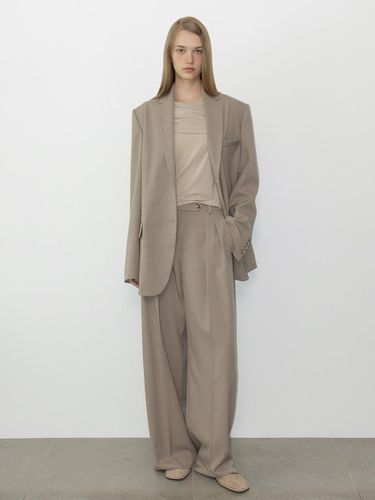 ETRA WIDE FIT PANTS (BEIGE) - LEHA - Modalova