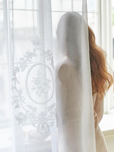 Brugle Embroidered Long Window Cover Curtain - DECOVIEW - Modalova