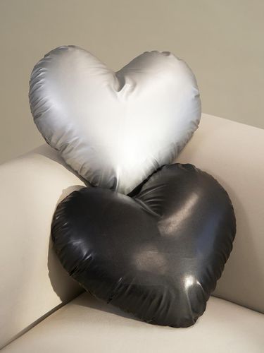 Midcentury Heart Cushion (with cotton) - DECOVIEW - Modalova