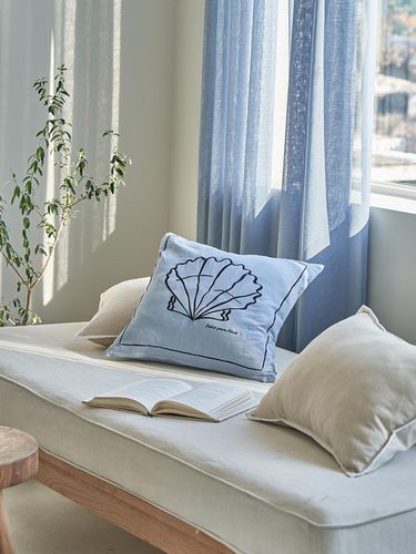 Shell Drawing Embroidery Cushion Cover - DECOVIEW - Modalova