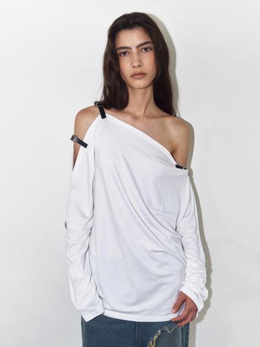 BUCKLE OFF - SHOULDER JERSEY TOP, WHITE - Polysooem - Modalova