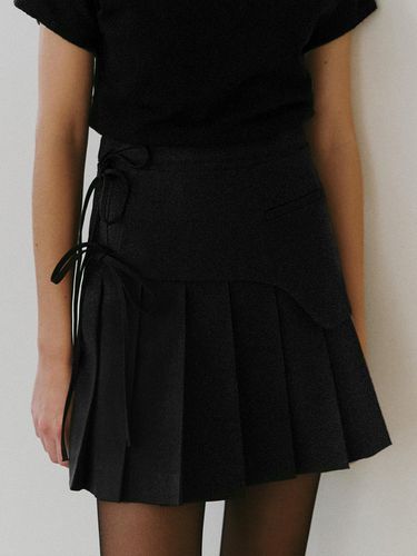 Layered Pleats Mini Skirt () - ourcomos - Modalova