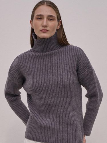 Turtle Neck Sweater_3 Color - ELLIOTI - Modalova