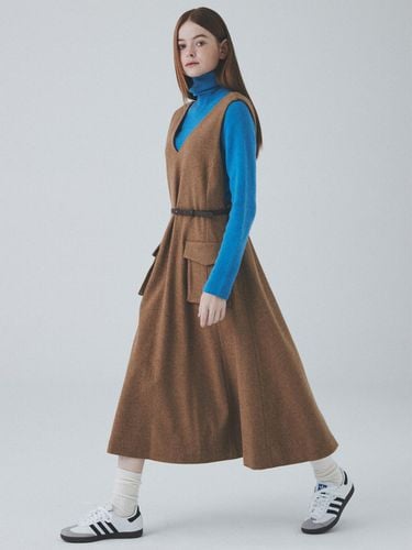 Poche Wool Flare Dress [Brown] - Majo Factory - Modalova