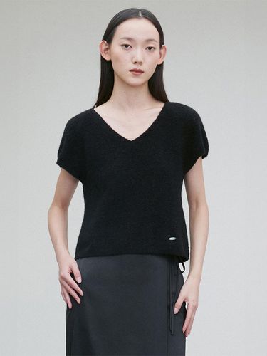 ALPACA WOOL BLEND V NECK TOP BLACK - RE RHEE - Modalova