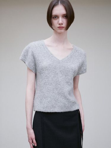 ALPACA WOOL BLEND V NECK TOP SOFT GRAY - RE RHEE - Modalova