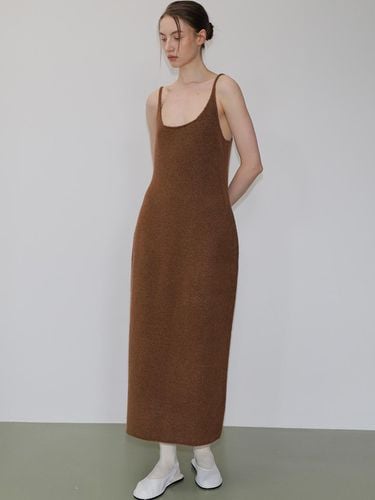 Long slip dress BROWN - UIJI - Modalova