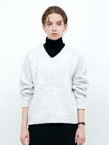 Carrick V - Neck Sweater - noregret - Modalova