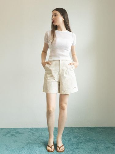 Cozy Linen Short Pants (Light Beige) - ateleen - Modalova