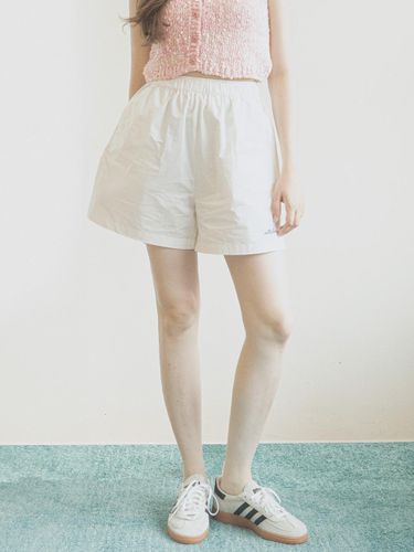 Big pocket cotton Shorts (White) - ateleen - Modalova