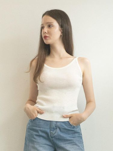 Viscose Sleeveless Top (White) - ateleen - Modalova