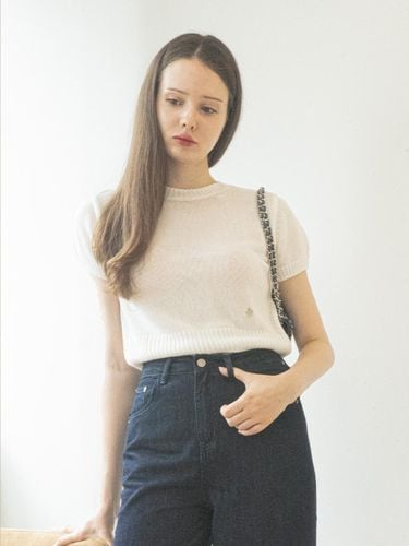 Linen Round Knit Top (White) - ateleen - Modalova