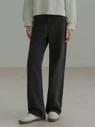 PIGMENT STRAIGHT JEANS (CHARCOAL) - NONANDNON - Modalova