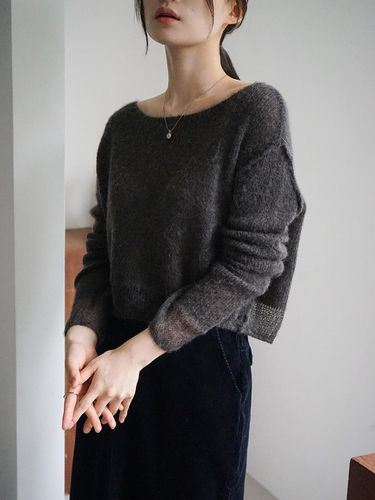 Boat Neck Cropped Knit (Charcoal) - ateleen - Modalova