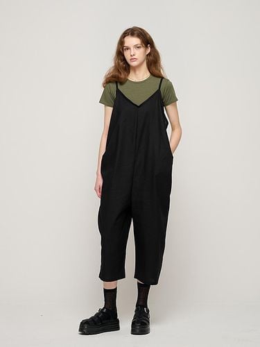 Linen balloon jumpsuit (black) - CARGOBROS - Modalova