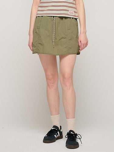 String nylon mini skirt (Khaki) - CARGOBROS - Modalova