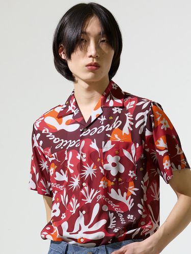 Red Cut Out 02 Shirt - GREEDILOUS - Modalova