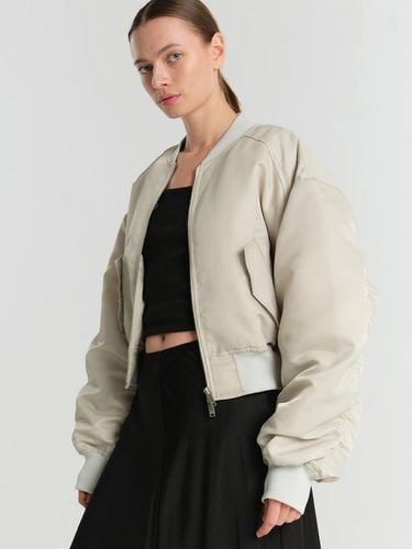 Glossy Blouson jumper - light khaki - MAGJAY - Modalova