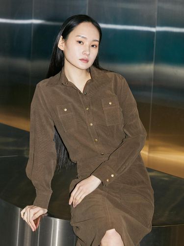 A corduroy pocket shirt - ILLUSELLE - Modalova