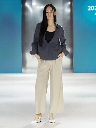 WIDE PANTS (wide pants) - ILLUSELLE - Modalova