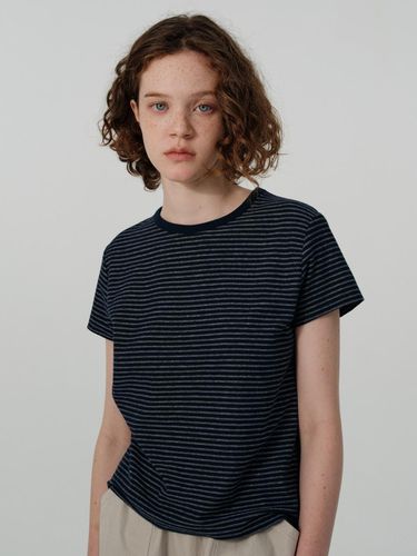 SUMMER STRIPE TEE_NAVY - septim - Modalova