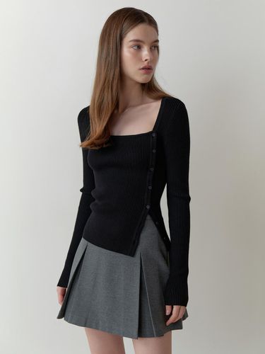 Eve button square knit (black) - RE_L - Modalova