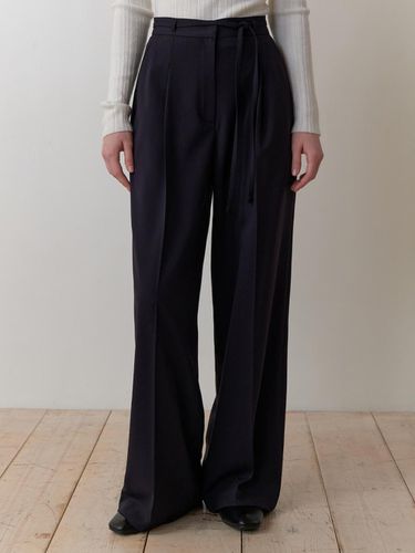 Rennet belt slacks (navy) - RE_L - Modalova