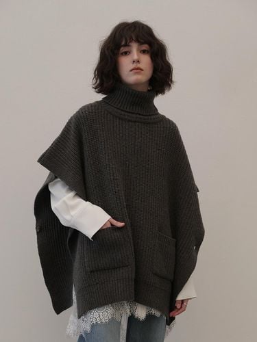 Knit Poncho (Charcoal) - NOMINATE - Modalova