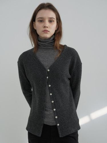 WOOL V NECK CARDIGAN_CHARCOAL - septim - Modalova