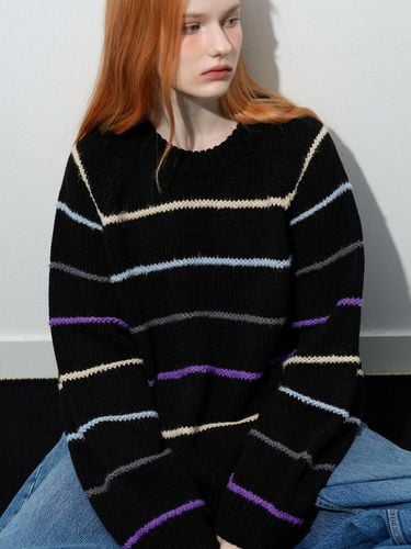 Striped Coloration Knit (Black) - VLETI - Modalova