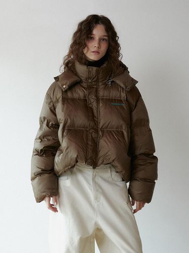 Down Puffer Jacket (Brown) - GREENBUTTER - Modalova