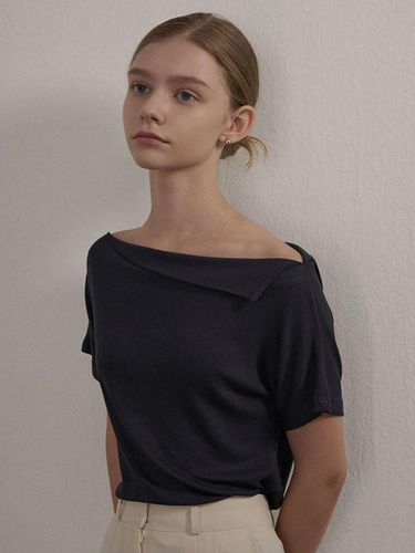 Ilusel] Ribbed open off-shoulder T-shirt, Charcoa - ILLUSELLE - Modalova