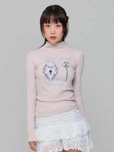 OPEN YOUR HEART TURTLENECK T - SHIRT - PINK - ADORE BELLE - Modalova