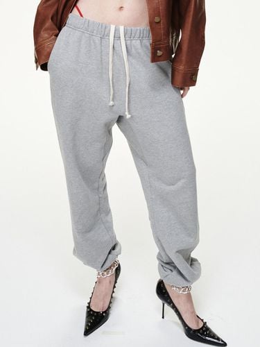 B LOGO SWEATPANTS_MELANGE GRAY - Bquiet - Modalova