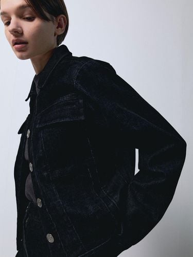 POCKET SLIM DENIM JACKET - NAVY - EPINGLER - Modalova