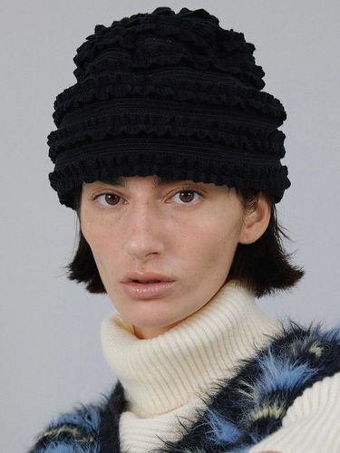 SUGARLOAF HAT_STRIPE BLACK - AWESOME NEEDS - Modalova