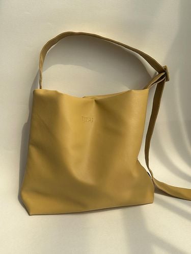 Big Poki Bag _ yellow - FEBRU - Modalova