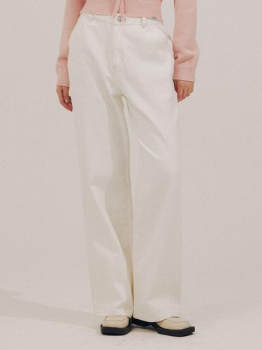 Carfender pants [IVORY] - DELICCENT - Modalova