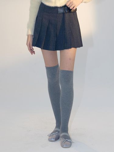 Shepherd's checkered mini skirt [GRAY] - DELICCENT - Modalova