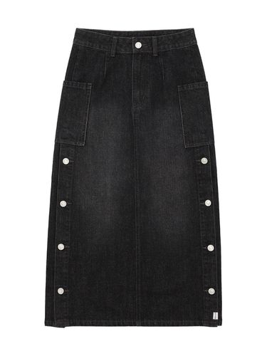 Side button denim skirt [BLACK] - DELICCENT - Modalova