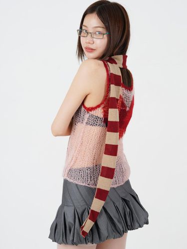 Lazy Stripe Muffler (Red Beige) - muwm - Modalova