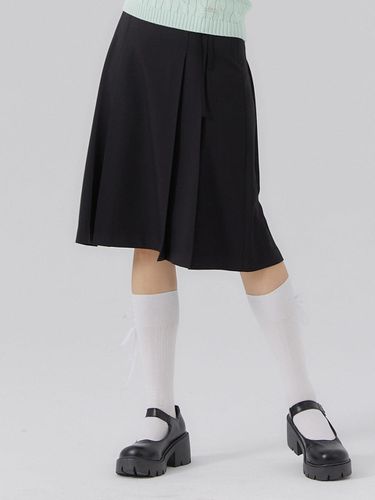 Preppy Pleats Skirt [BLACK] - DELICCENT - Modalova