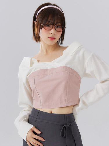 An open shoulder shirt [IVORY] - DELICCENT - Modalova