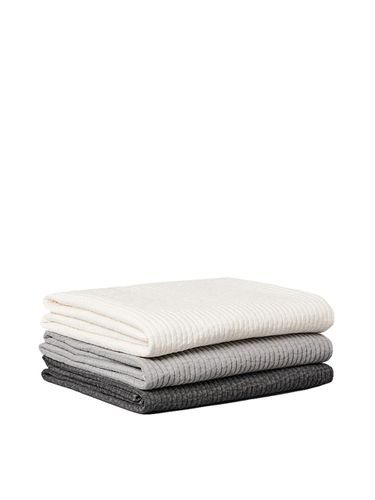 Soft Round Pad (3color) - comma,c - Modalova