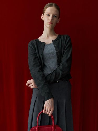 New Classic Wool Crew Neck Cardigan [CHARCOAL] / W - GENERAL IDEA - Modalova