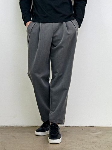 Hurash & tuck baggy fit E-band pants MGY - CUSTOM US - Modalova