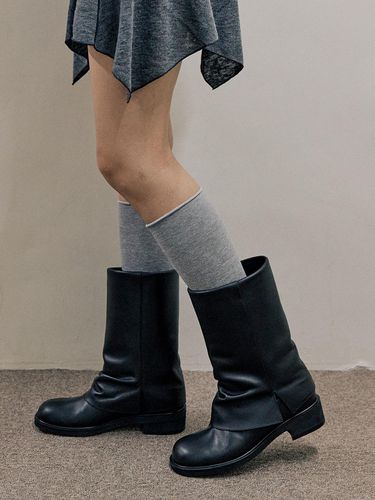 Slit - up Stitched Mid Boots - the JOHI - Modalova