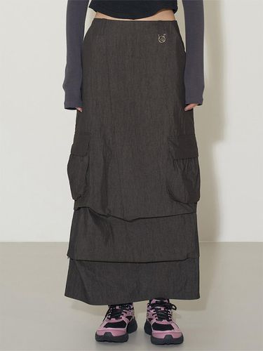 Nylon Cargo Long Skirt [Black] - ILLIGO - Modalova